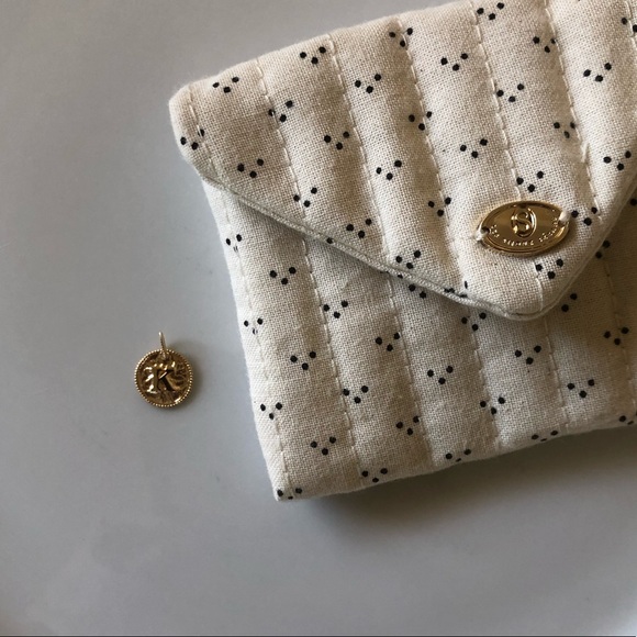 Sézane 9-Carat Gold Sara Pendant || “K” - Picture 9 of 10